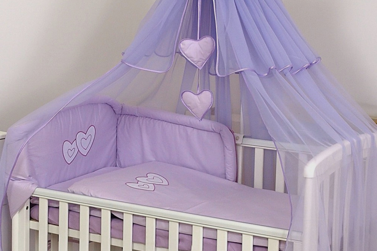 Crib with mosquito net