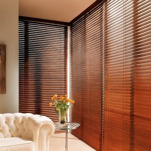 persiana veneciana de madera a medida